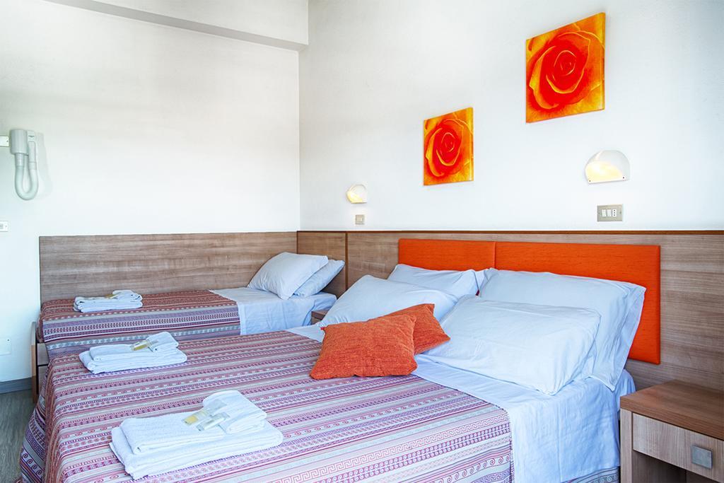 B&B Hotel Serenita เบลลาเรีย-อีเจอา มารีนา ภายนอก รูปภาพ