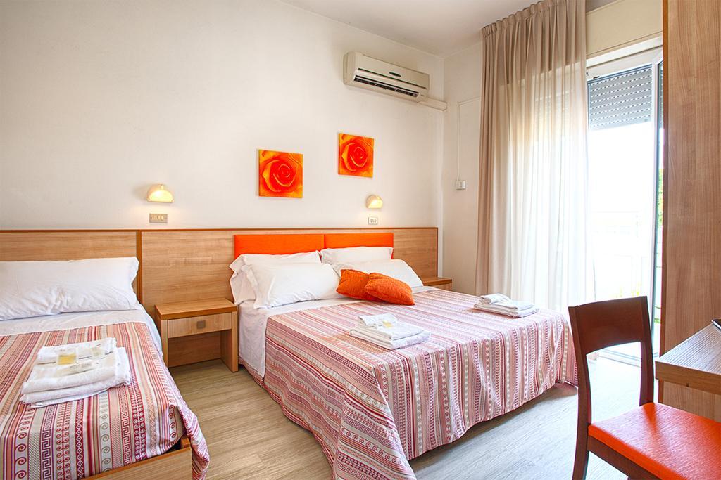 B&B Hotel Serenita เบลลาเรีย-อีเจอา มารีนา ภายนอก รูปภาพ